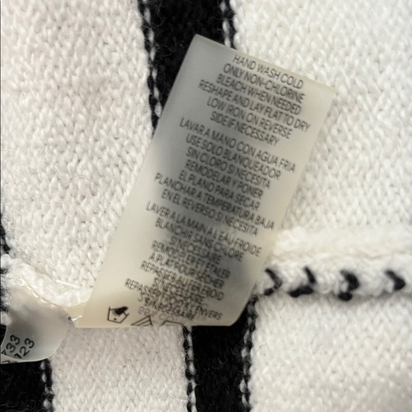 Calvin Klein Women's Black and White Striped Sweater - Picture 10 of 11